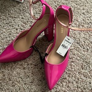 Express 7 Hot Pink Pointy toe Heels
